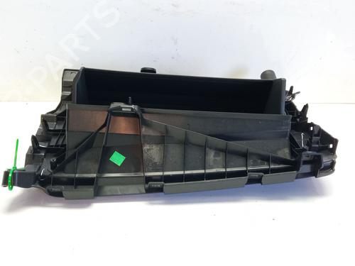 Glove box TOYOTA YARIS (_P21_, _PA1_, _PH1_) 1.5 Hybrid (MXPH10, MXPH11) | BP30897590C95 