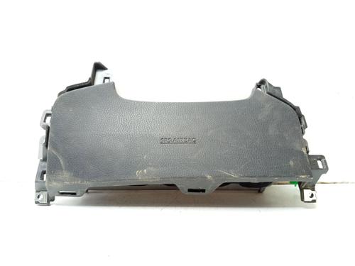 passenger-airbag-toyota-c-hr-_x1_-2016-32771965 main image