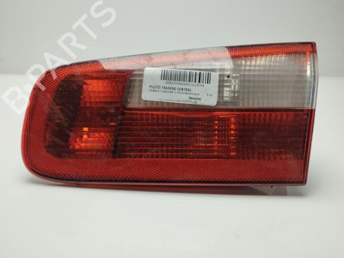 Used Rear center light Rear center light 10979918 10979918