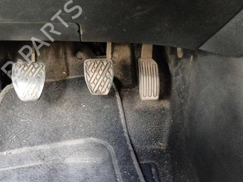 Used Break pedal Break pedal NISSAN PULSAR Hatchback (C13) 1.5 dCi (110 hp) 39963200 39963200