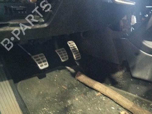 Used Pedal Pedal 39247048 39247048