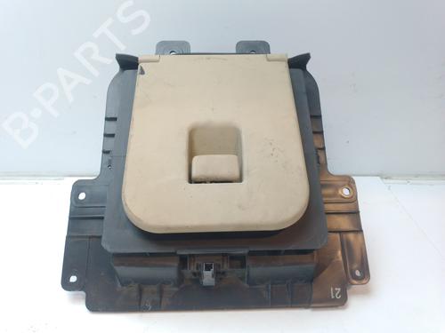 Used Armrest / Center console Armrest / Center console 21091946 21091946
