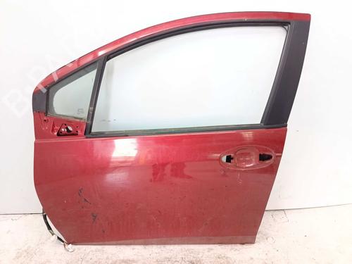 Used Left front door Left front door TOYOTA YARIS (_P13_) 1.5 Hybrid (NHP130_, NHP130) (101 hp) 40611350 40611350