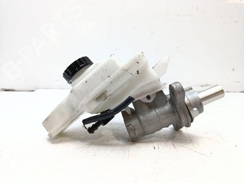 Used Brake master cylinder Brake master cylinder TOYOTA YARIS (_P13_) [2010-2020] 33626877 33626877