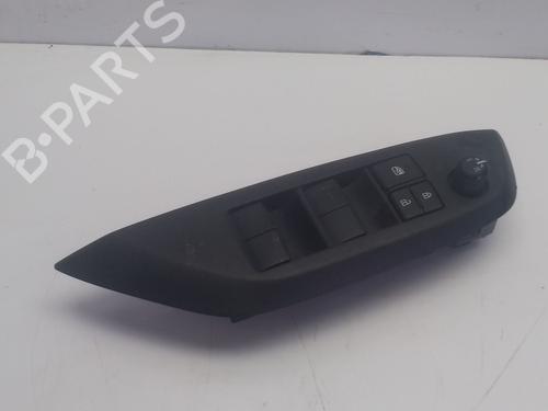 Used Left front window switch Left front window switch TOYOTA YARIS (_P13_) [2010-2020] 33173439 33173439