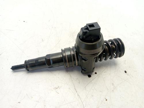 Used Injector AUDI A4 B7 (8EC) 2.0 TDI (140 hp) 31161261