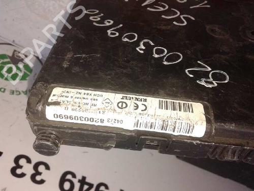 Sikringsdåse RENAULT GRAND SCÉNIC II (JM0/1_) [2004-2009]  7951077