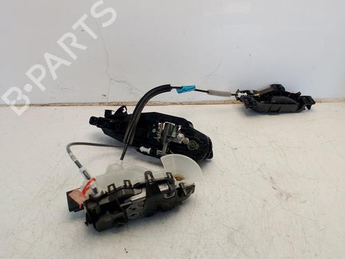 front-left-lock-toyota-proace-verso-bus-mpy_-2016-36165877 main image