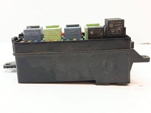 Used Fuse box Fuse box 36701604 36701604
