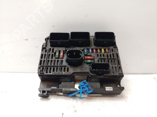Used Fuse box Fuse box PEUGEOT 407 (6D_) 1.6 HDi 110 (6D9HZC, 6D9HYC) (109 hp) 33038610 33038610