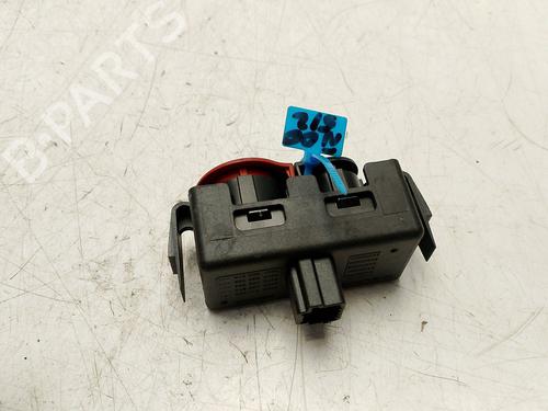 Warning switch RENAULT CLIO III (BR0/1, CR0/1) | BP37632392I22 - Image 3