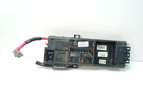 Used Fuse box Fuse box 12451618 12451618