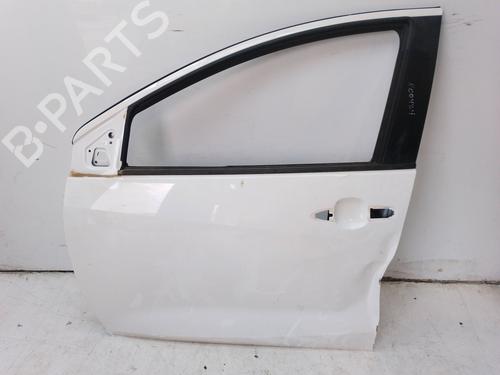 Used Left front door TOYOTA YARIS (_P13_) [2010-2020]  24216922