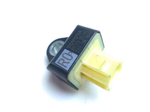Used Electronic sensor TOYOTA YARIS (_P13_) [2010-2020]  16754526