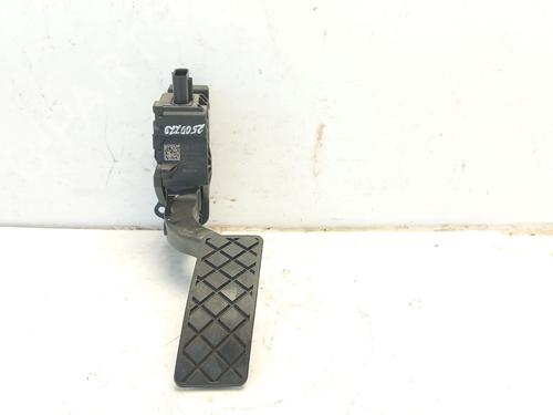Pedal SEAT IBIZA V (KJ1, KJG) 1.0 TSI (110 hp) 26506504