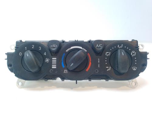 climate-control-ford-transit-custom-v362-bus-f3-1843211-2012-20100692 main image
