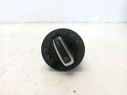 Used Headlight switch Headlight switch 30858404 30858404