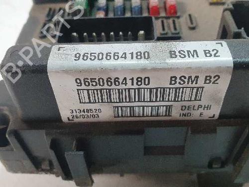 Zekeringkast PEUGEOT 307 (3A/C) 2.0 HDi 90 (90 hp) 7960103
