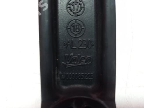 Front windshield wiper arm SEAT IBIZA V (KJ1, KJG) 1.0 TSI | BP10360337C143 