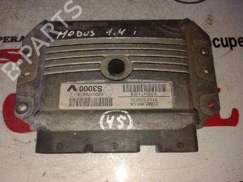 engine-control-unit-ecu-renault-modus-grand-modus-fjp0_-8200376474-8200474008-5115066700-2004-7963680 main image