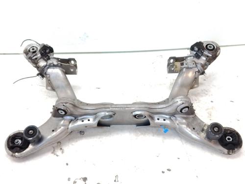 Used Rear axle Rear axle MERCEDES-BENZ E-CLASS (W211) E 220 CDI (211.008) (170 hp) 33802514 33802514