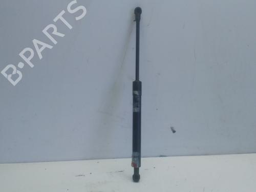 Used Tailgate lift support VOLVO V60 I (155) T3 (150 hp) 32868410