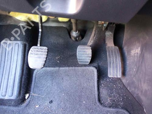 Pedal RENAULT CLIO IV (BH_) 0.9 TCe 90 (BHNF, BHMA, BHMH, BHJK, BHJR) (90 hp) 9810327