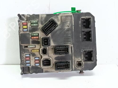Used Fuse box Fuse box 34059910 34059910
