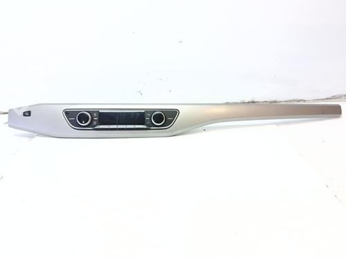 climate-control-audi-a4-b9-avant-8w5-8wd-2015-36643450 main image