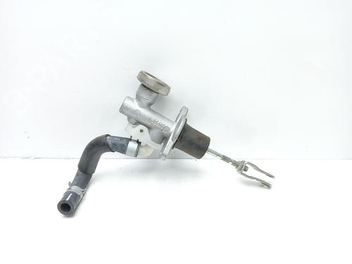 Used Clutch slave cylinder NISSAN NT400 CABSTAR (F24M) 35.13 (130 hp) 17125836