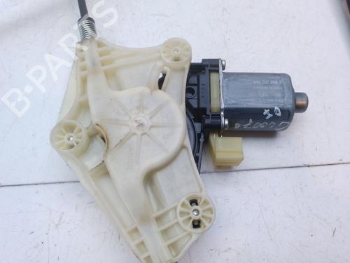 Left front window motor SEAT LEON (5F1) | BP38076128E21 - Image 5