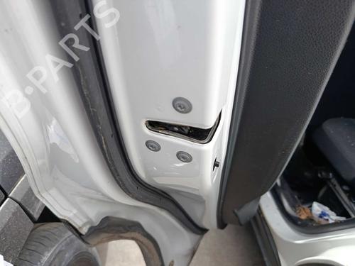rear-left-lock-toyota-yaris-cross-mxp_-2020-37695321 main image