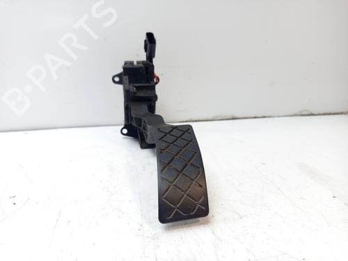 Pedal Pedal SKODA RAPID (NH3, NK3, NK6) 1.6 TDI (115 hp) 33621541 33621541