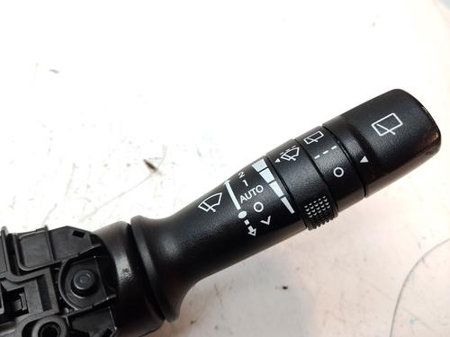 Switch KIA SORENTO II (XM) | BP31159132I30