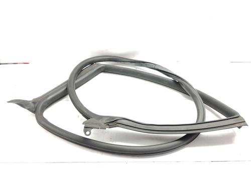 Used Rubber door seal Rubber door seal AUDI A5 Sportback (8TA) 2.0 TDI (177 hp) 40611421 40611421
