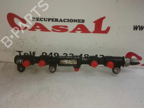 Used Injection rail Injection rail 7951436 7951436