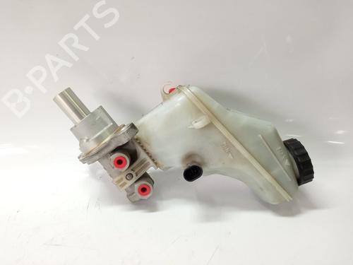 Used Brake master cylinder Brake master cylinder 11422151 11422151