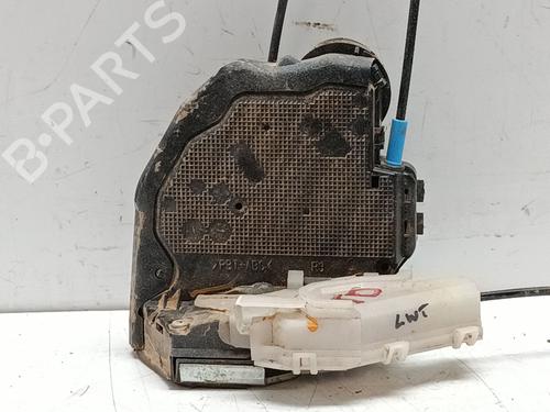 rear-right-lock-toyota-c-hr-_x1_-2016-36503365 main image