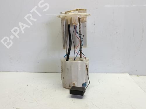 Used Fuel pump Fuel pump TOYOTA YARIS (_P9_) 1.3 VVT-i (SCP90_, SCP90R) (87 hp) 33399992 33399992