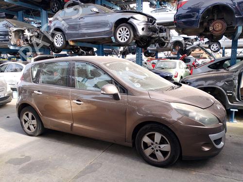 Used Parts RENAULT SCÉNIC III (JZ0/1_) 1.9 dCi (JZ0J, JZ1J, JZ1K, JZ1S) 4452714