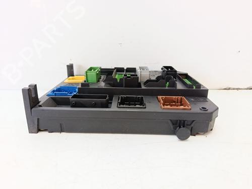 Fuse box CITROËN C4 Picasso II 1.6 BlueHDi 120 | BP34276413E1 - Image 3