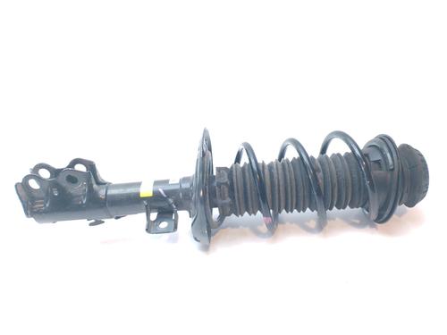 Used Right front shock absorber TOYOTA YARIS (_P13_) [2010-2020]  16266909