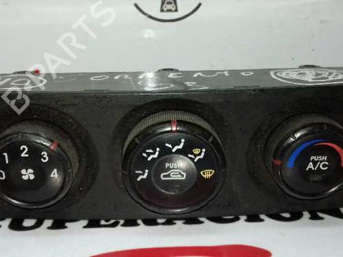 Climate control KIA SORENTO I (JC) 2.5 CRDi 4WD | BP7951649I5 
