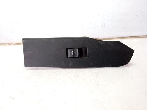 Used Right front window switch Right front window switch TOYOTA AURIS Estate (_E18_) 1.8 Hybrid (ZWE186_, ZWE186R, ZWE186H) (136 hp) 9844260 9844260
