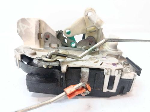 Used Front left lock Front left lock CHRYSLER VOYAGER II (ES) 3.3 (152 hp) 40611332 40611332