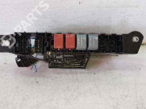 Used Fuse box TOYOTA C-HR (_X1_) 1.8 Hybrid (ZYX10_, ZYX11_, ZYX10R, ZYX11R) (122 hp) 8793102
