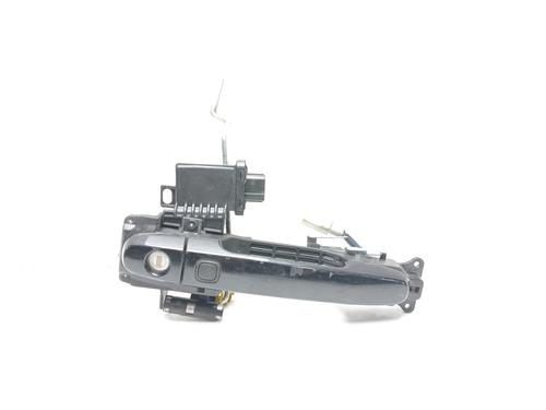 Used Front left exterior door handle Front left exterior door handle 17097046 17097046