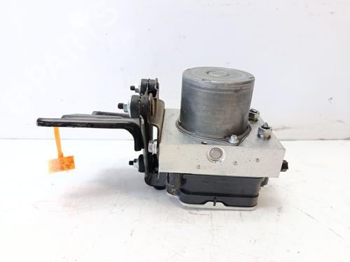 Used ABS pump ABS pump TOYOTA YARIS (_P13_) [2010-2020] 33626856 33626856
