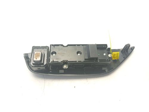 Left front window switch TOYOTA YARIS CROSS (MXP_) 1.5 (MXPB10) | BP31158162I27