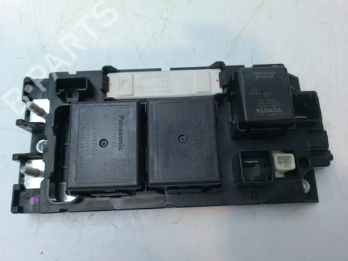 electronic-module-lexus-ct-zwa10_-2010-23244042 main image